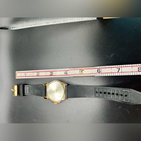 SALE HOST Caravelle by Bulova Menswear Inspired Crystal Watch New Battery UNISEX - Picture 7 of 9